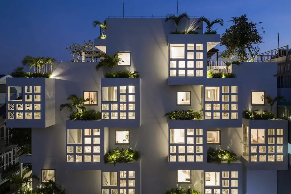 The Tropical Residence