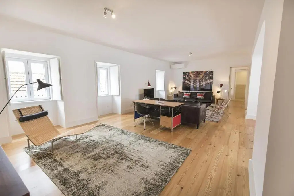 Lovelystay - Chic, Citrus Home - Private Garden And Parking