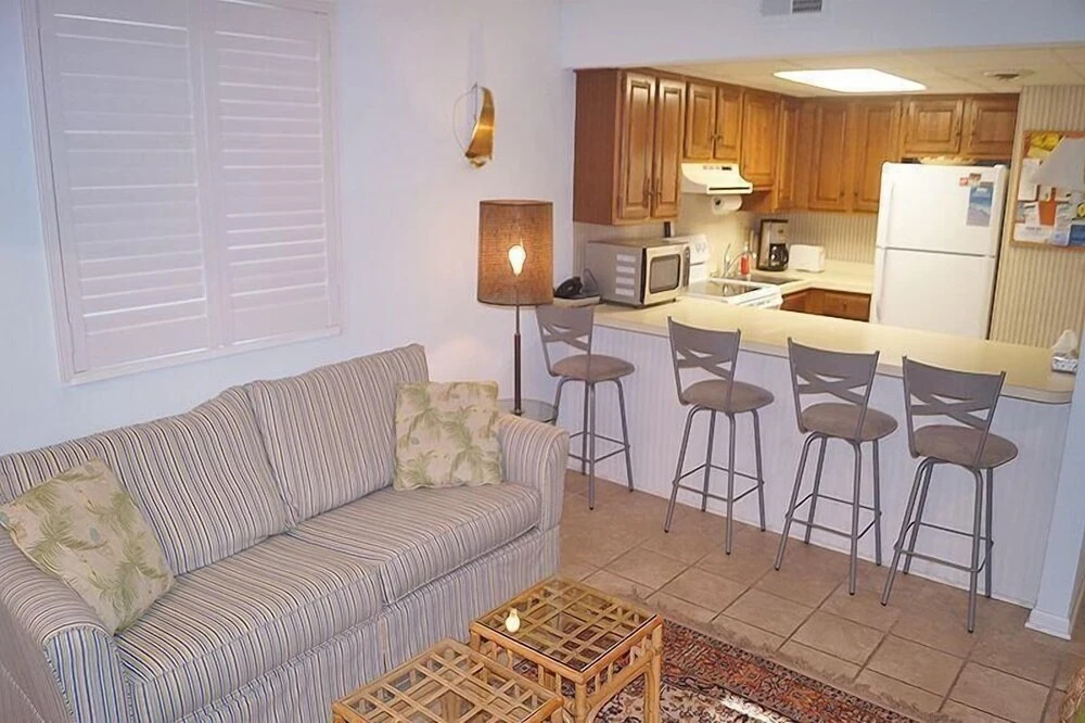 Atlantic View 101 2 Bedroom Condo by RedAwning