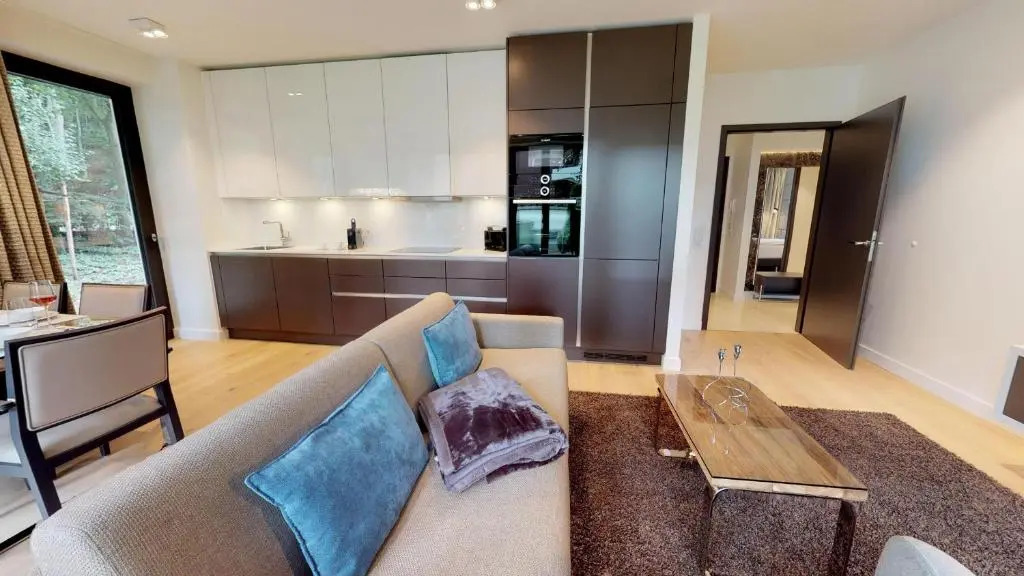 White Pearl Apartment 0.07