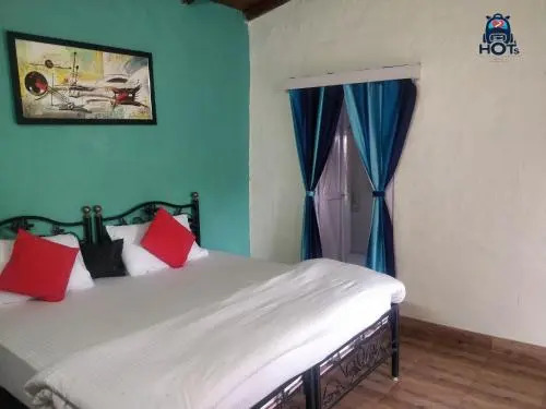 HOTs Hostel Nainital