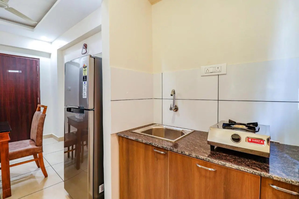 FabHotel Green Park Residency