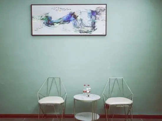 Linshui Zexin Business Hotel