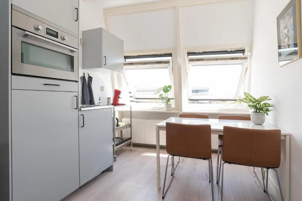 Central Rooftop Terrace Guest Suite