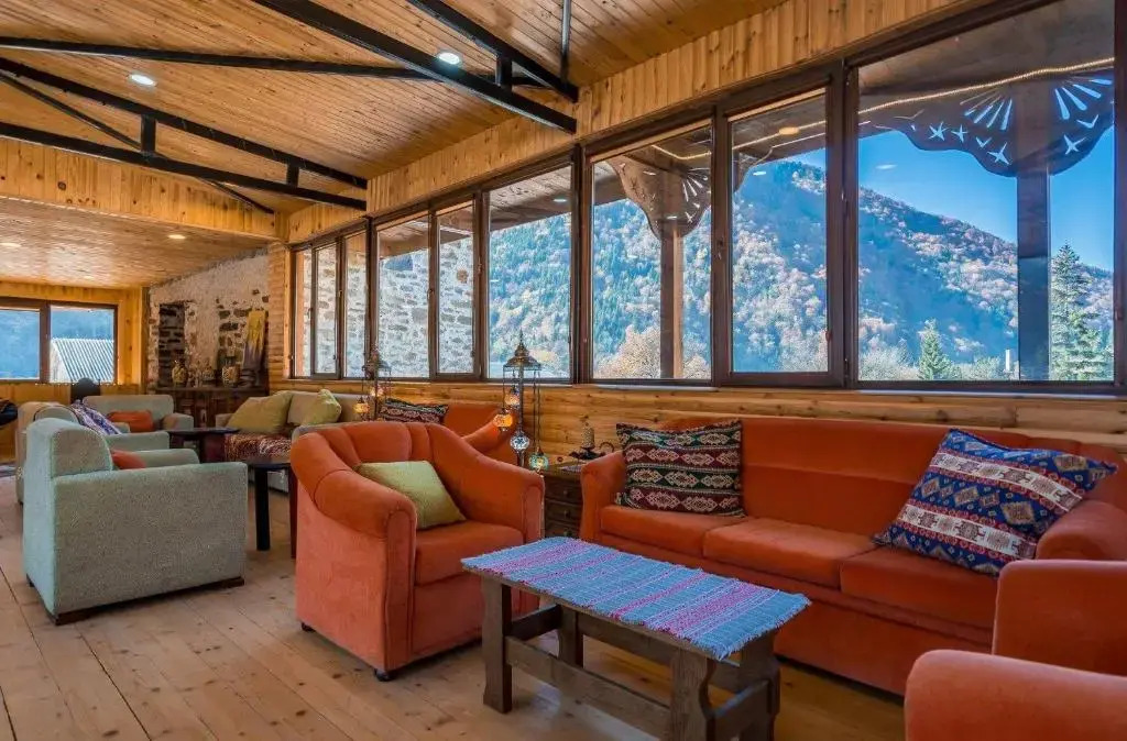 Svaneti, Hotel Ushguli