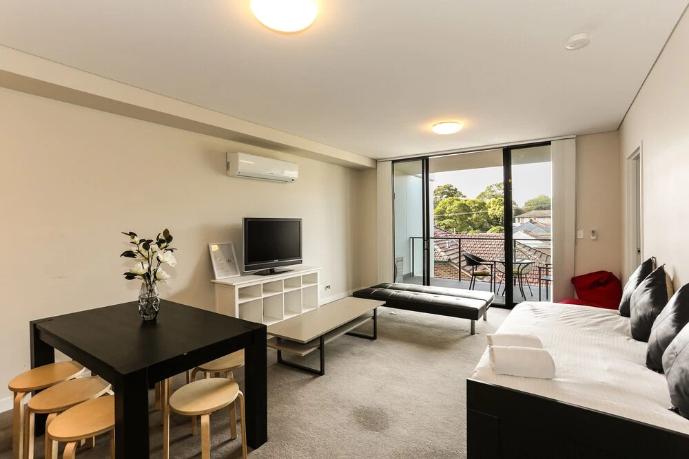 Spacious Apartment at Waitara