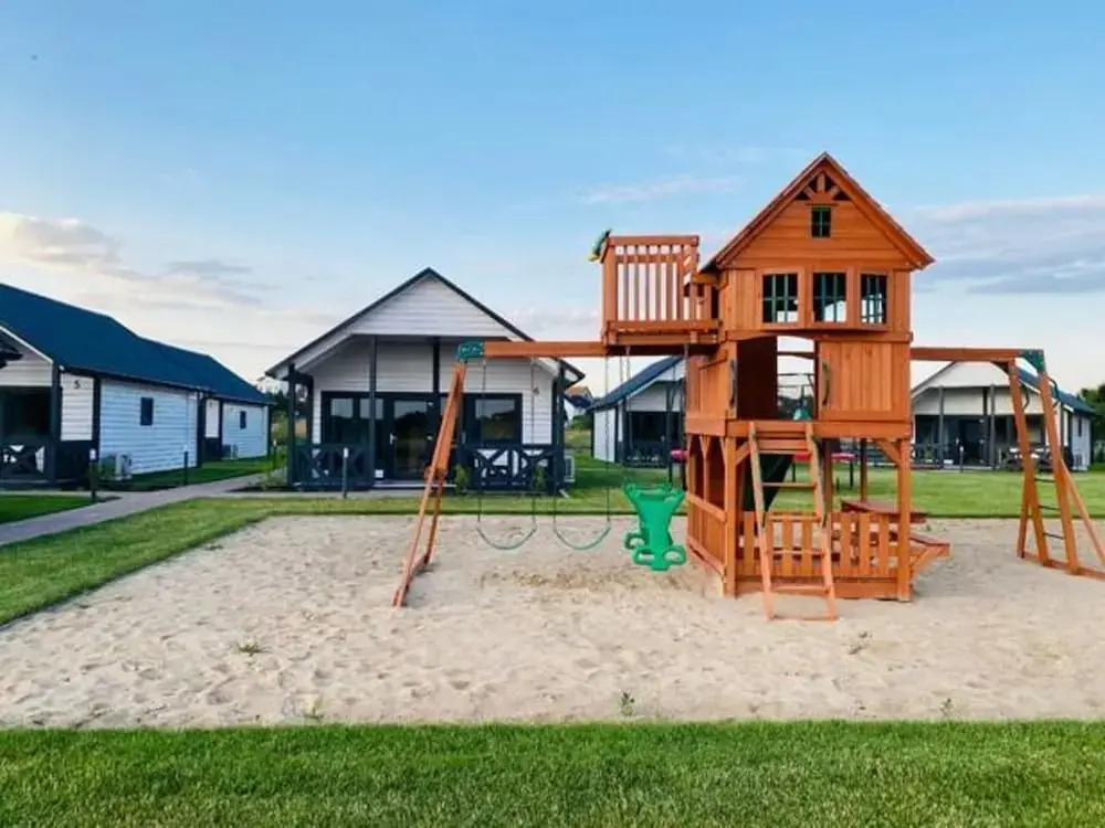Summer House in Jaroslawiec Near Beach