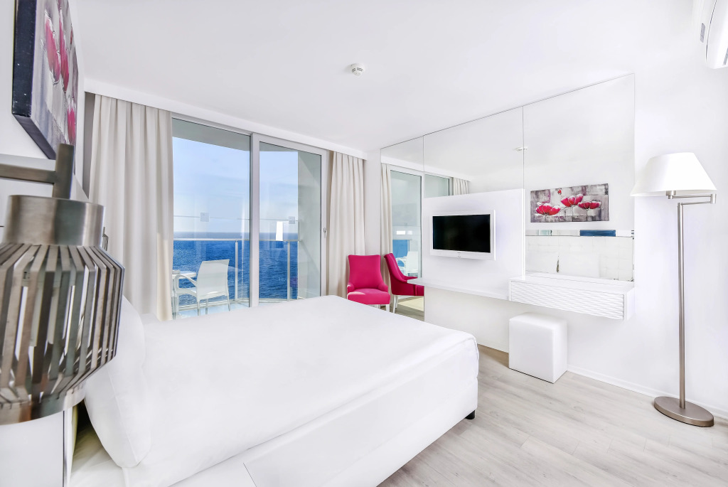 Le Bleu Hotel & Resort Kusadasi