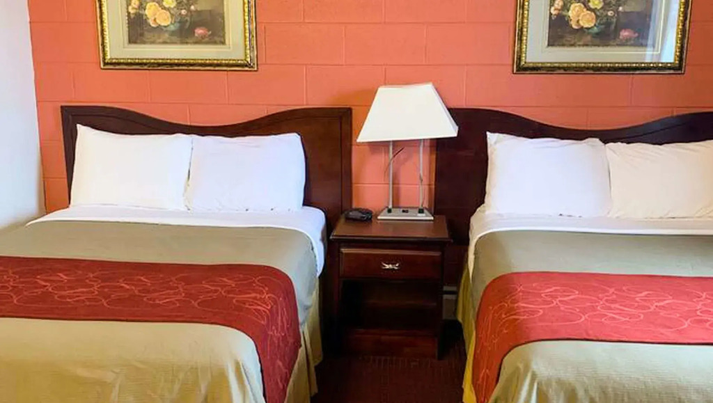 Rodeway Inn Manchester I-90
