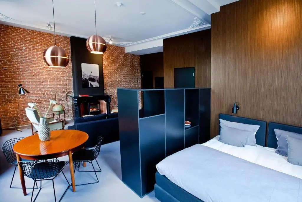 V Lofts
