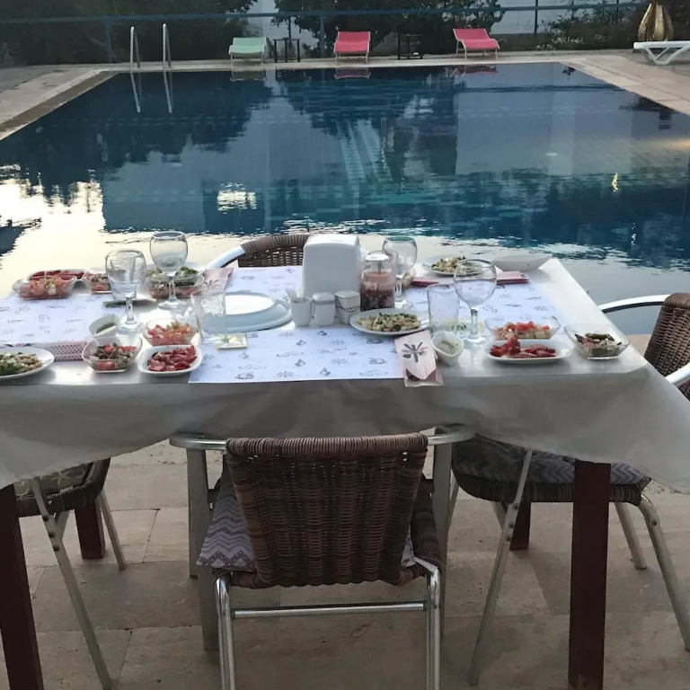 Ayci Otel