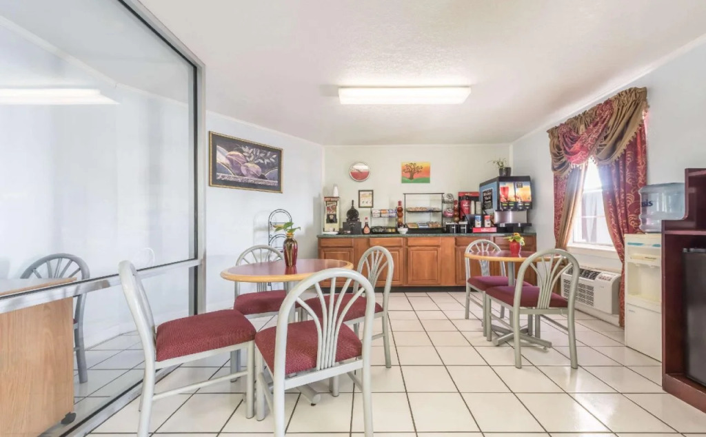 Relax Inn Mineral Wells