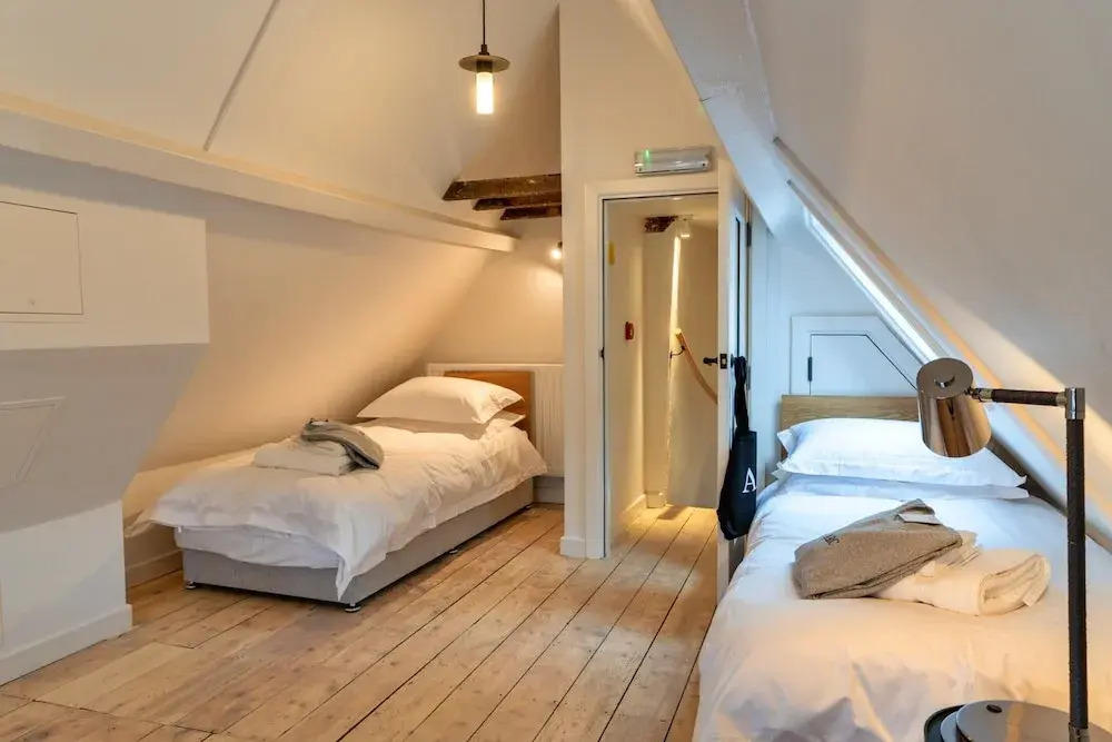 Holiday Home in Painswick, No Deposit