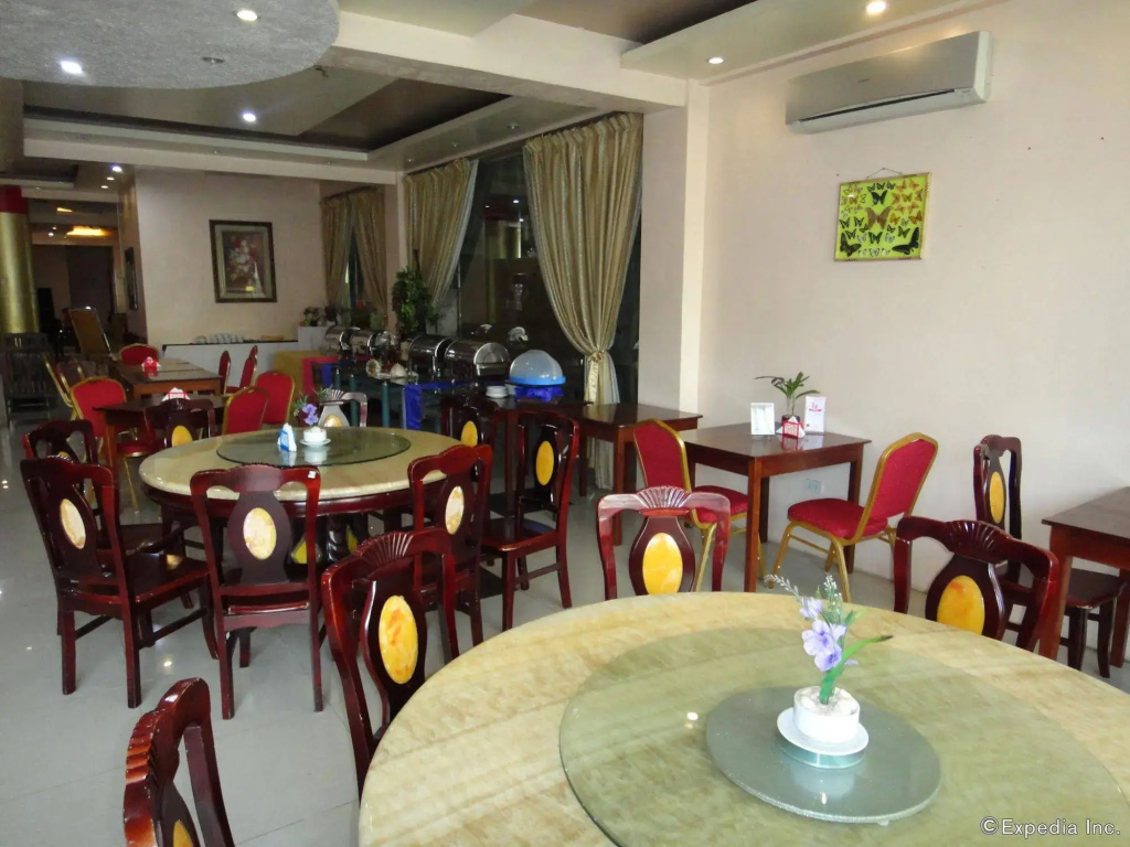 A&A Plaza Hotel