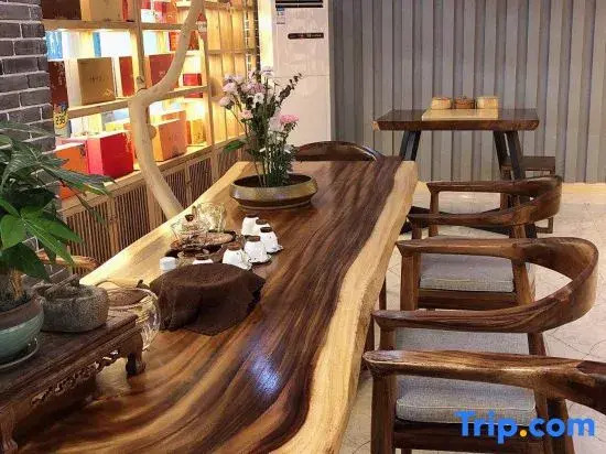 Sunflower Hotel (Beijing Sanlitun Industrial Park)