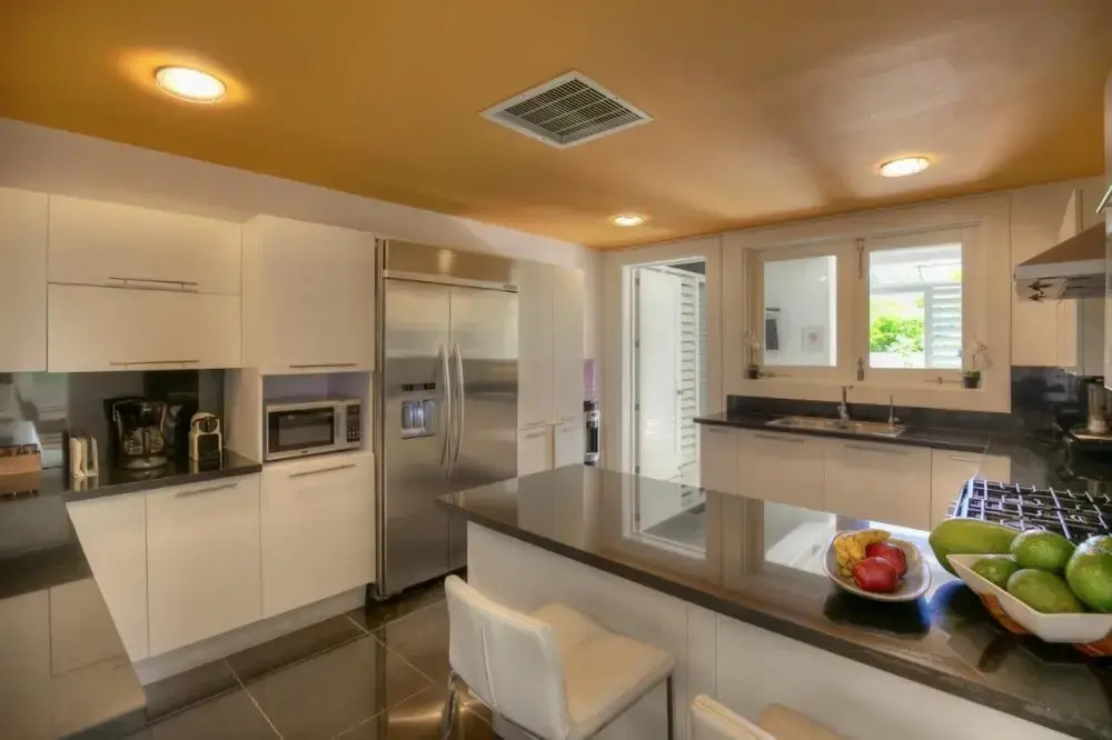 Golf-front Villa With Large Garden and Pool Area in Exclusive Beach Resort