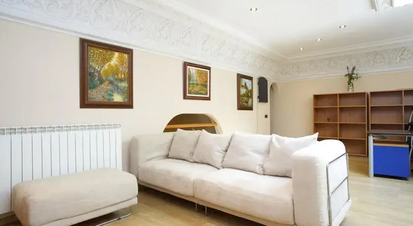 Barcelonaforrent Luxury Pool Suites