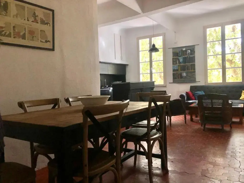 Beau 2 pièces 70 m2 au coeur du centre historique d'Aix en Provence