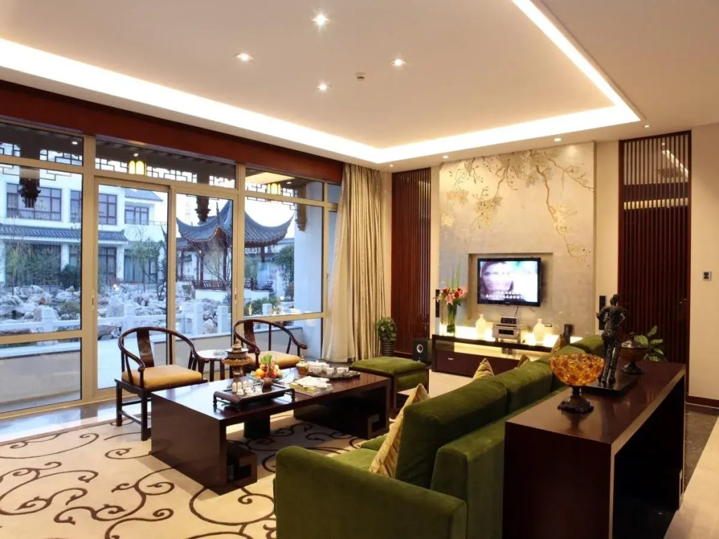 Cyts Greentree Eastern International Hotel