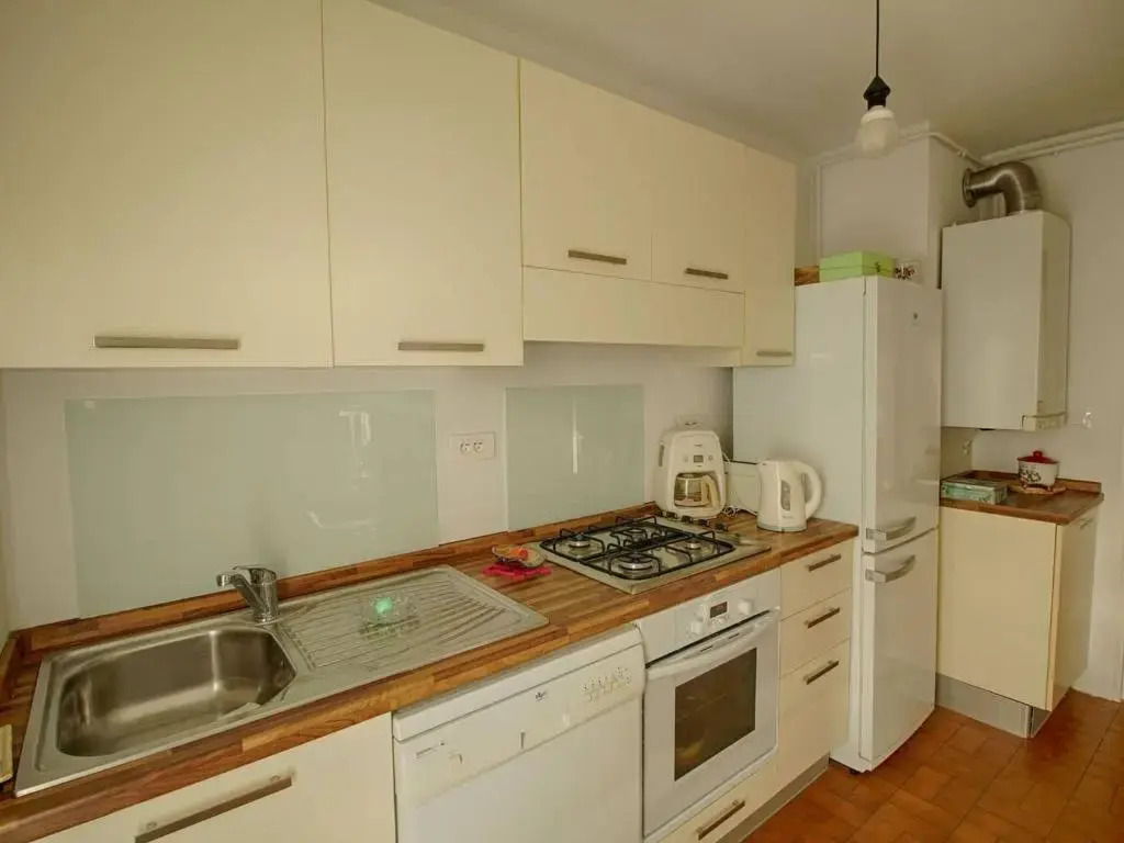 Appartement Ajaccio, 2 pièces, 3 personnes - FR-1-61-517