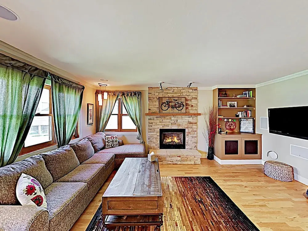 New Listing! Newly Updated Ski W/ Hot Tub 2 Bedroom Condo
