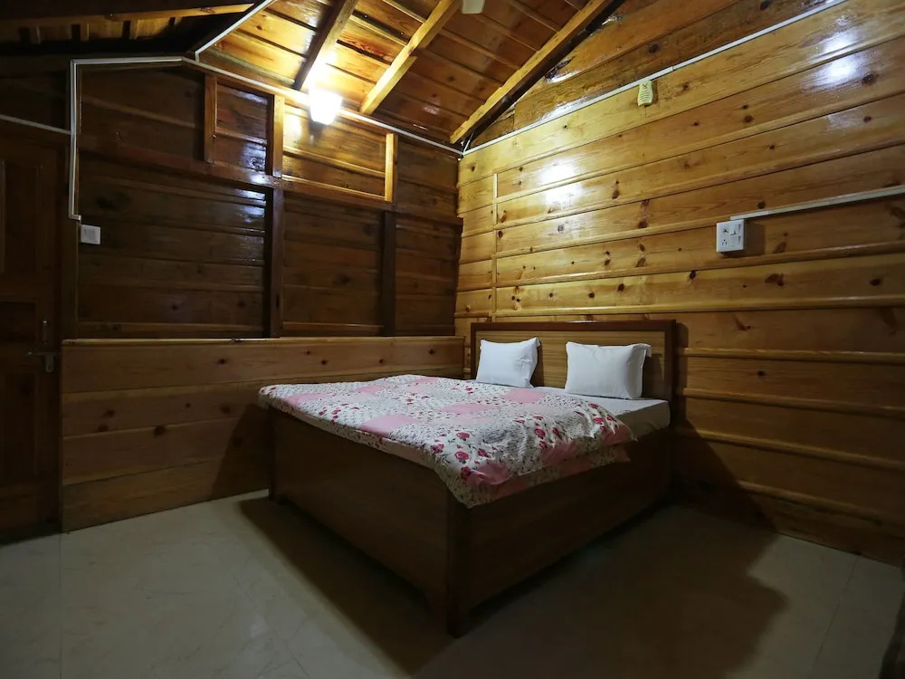 OYO 10766 Home 2BK cottage Himtal