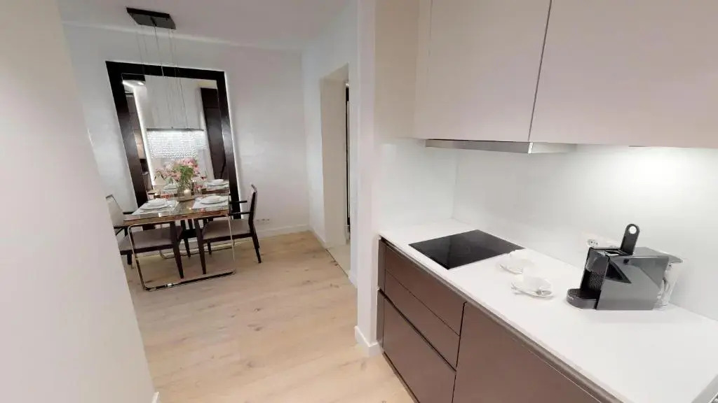 White Pearl Apartment 1.10