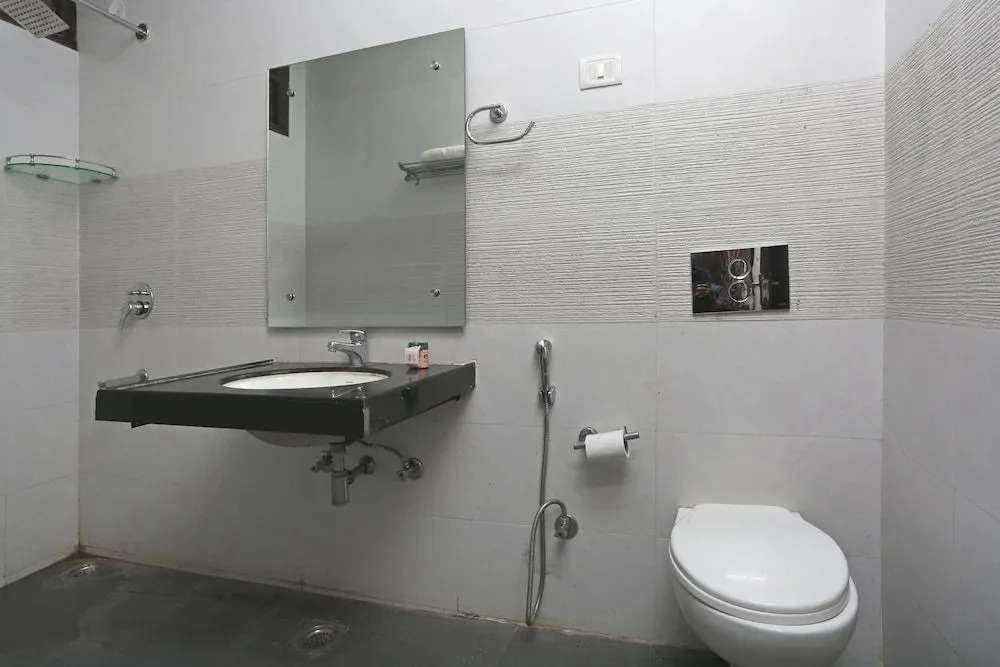 Royal Inn by OYO Rooms