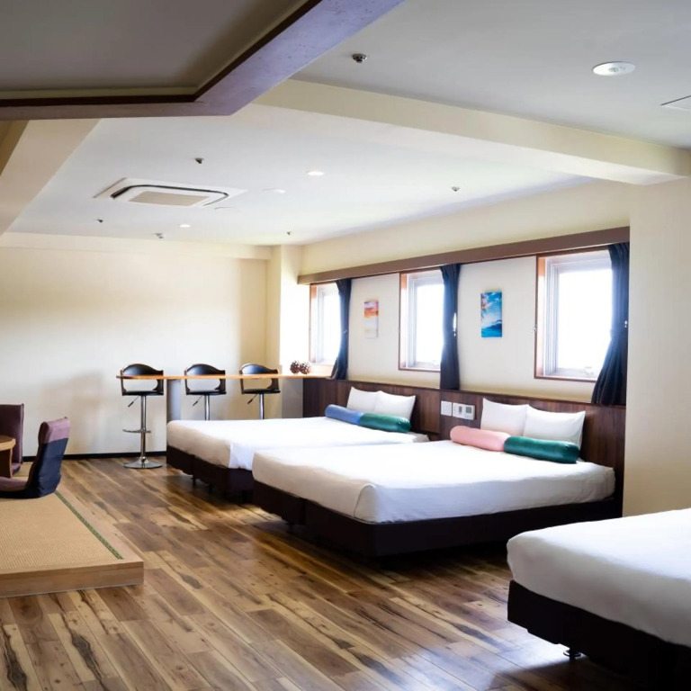 Rycom Crystal Hotel