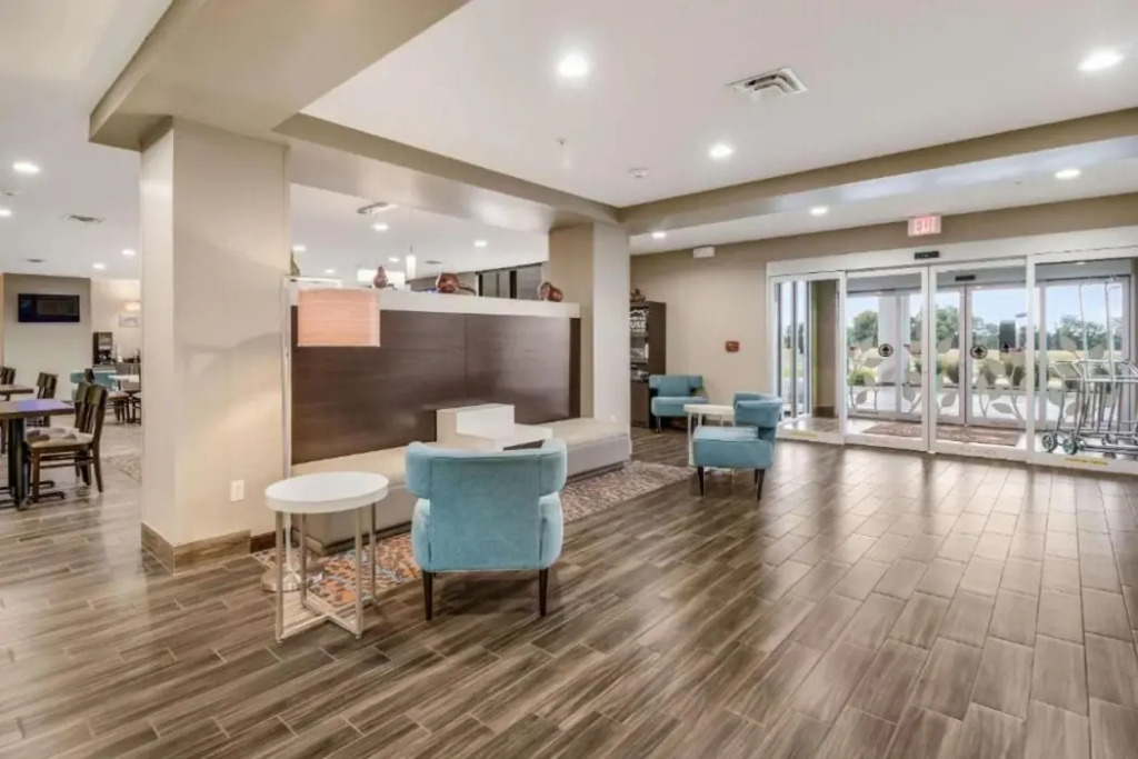 MainStay Suites at Discovery Park of America