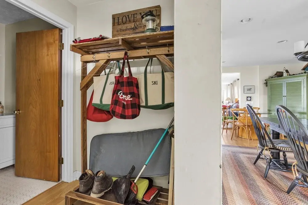 Home Port - Spacious Retreat In Prime Location 4 Bedroom Home