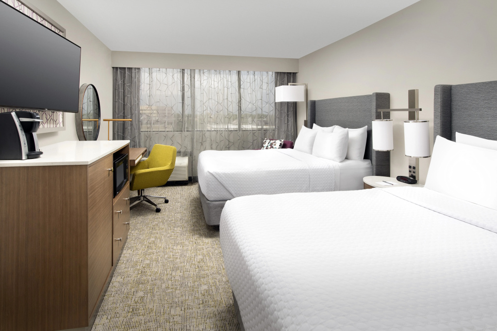 Crowne Plaza San Antonio Airport by IHG