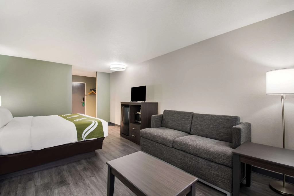 Quality Inn & Suites Wilsonville