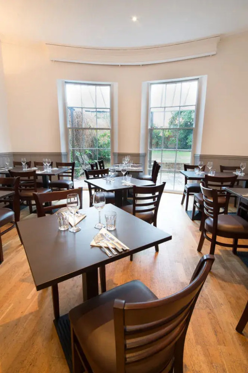 Hewitts Restaurant & Rooms