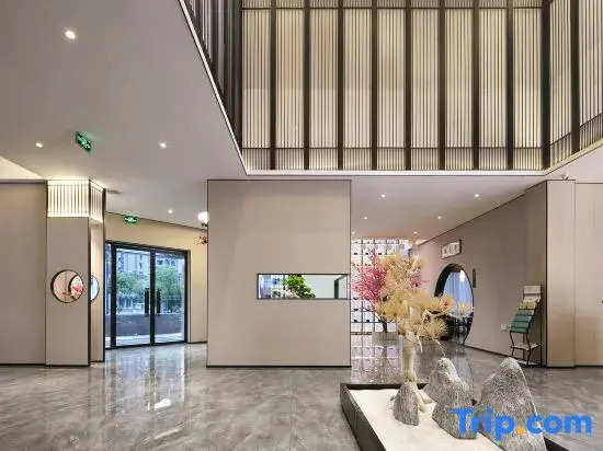 Moshang Qingju Hotel (Xinyang Huaibin West Asia Meiyue Plaza County Government Store)