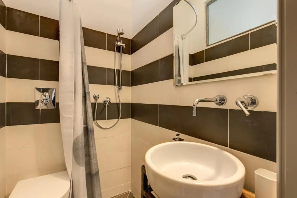 Cinque Terre The Harbour Apt - Two Bathrooms