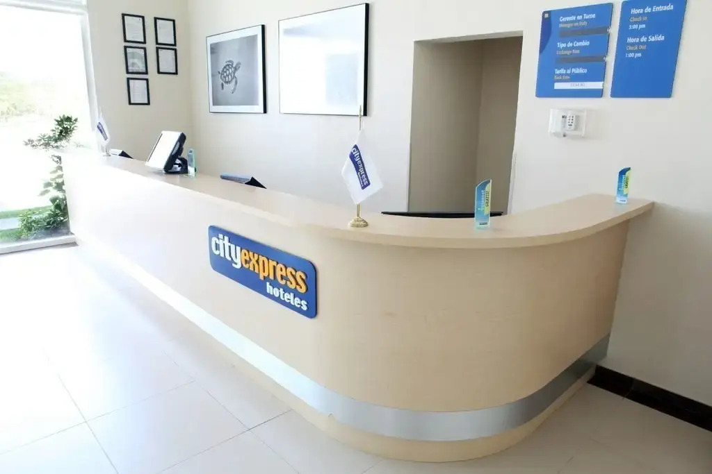 City Express Suites Playa del Carmen
