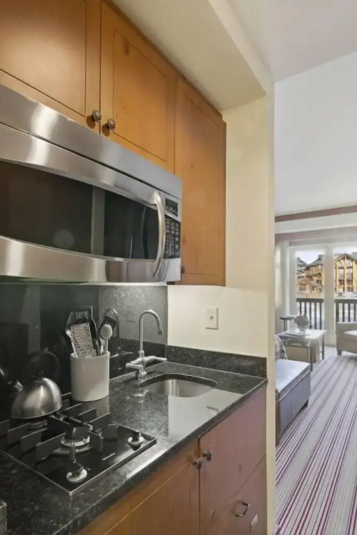 1228/1230 Double Studio @ The Lodge at Spruce Peak