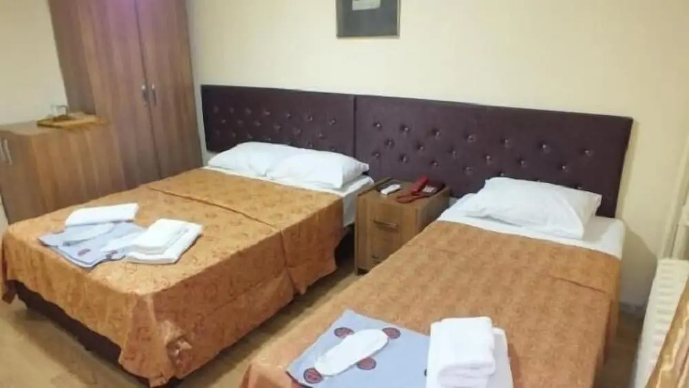 Naz Hotel