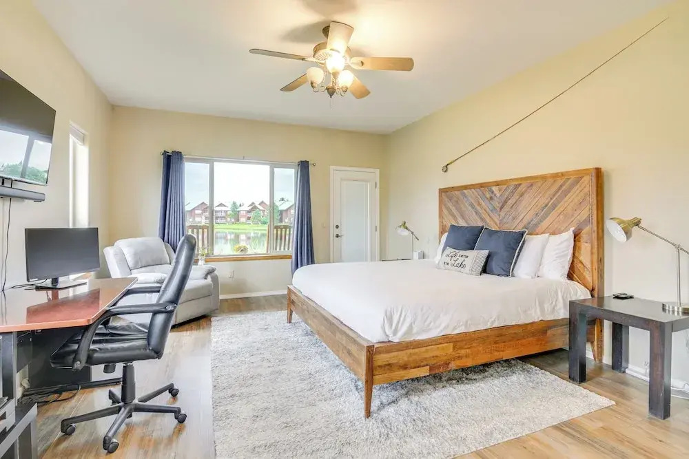 Modern Pagosa Springs Home w/ Deck on Village Lake