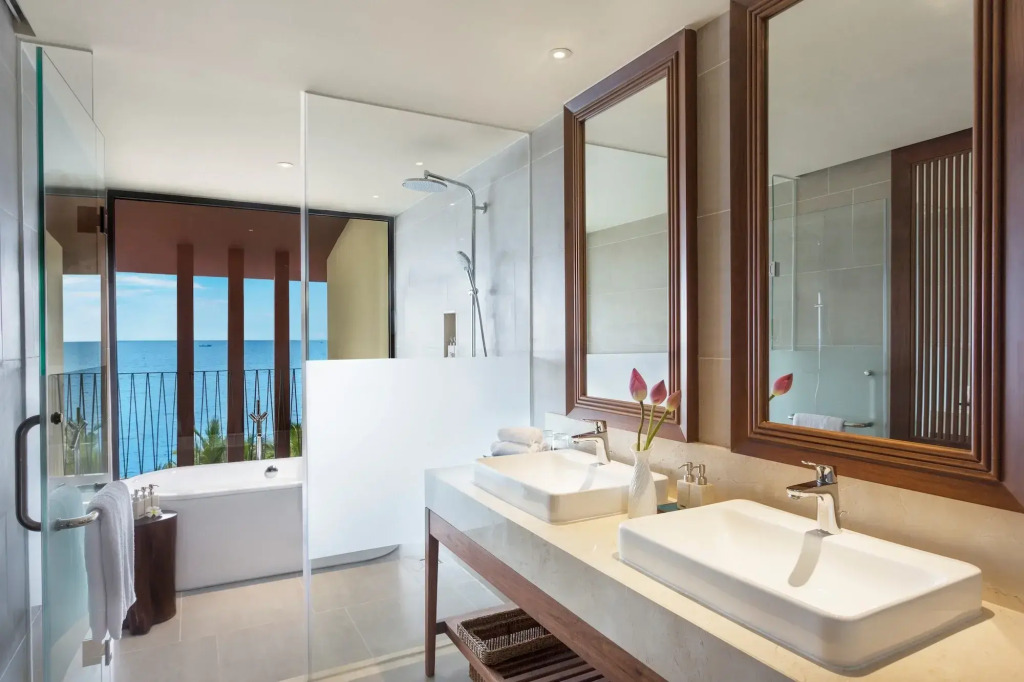 Dusit Princess Moonrise Beach Resort