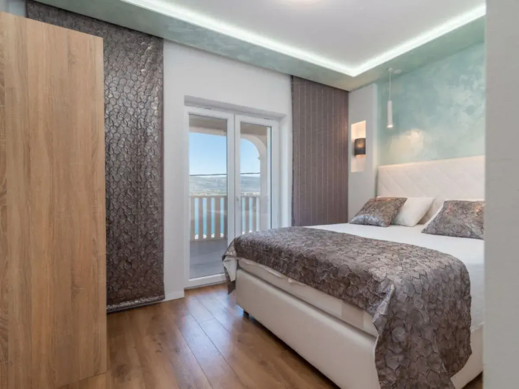 Apartment Mornar Trogir/Arbanija 25179