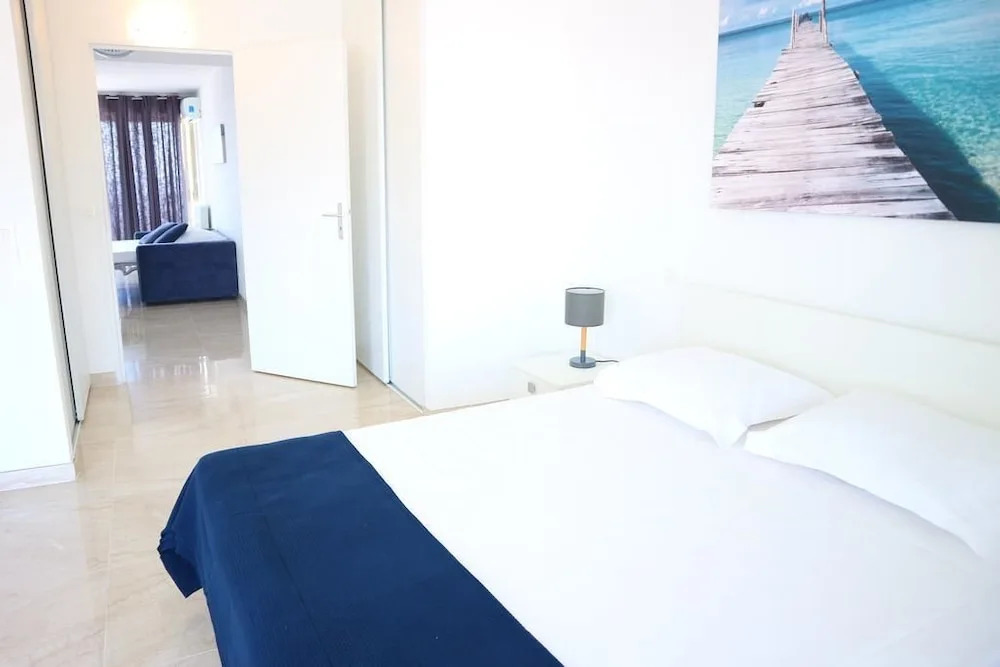 La Marina Cannes Suites