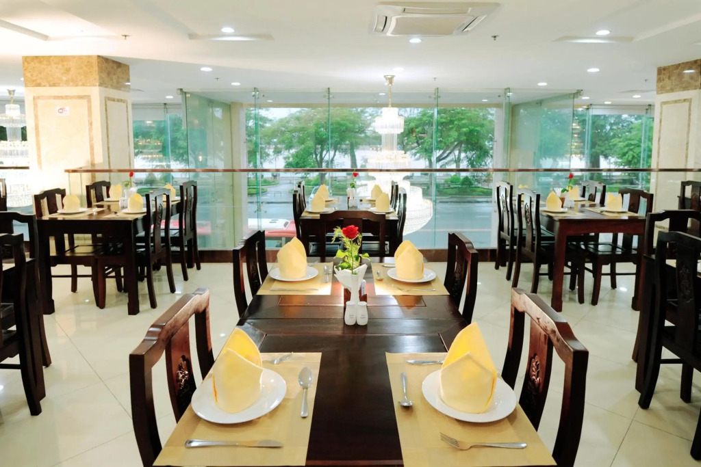 Cuu Long Hotel