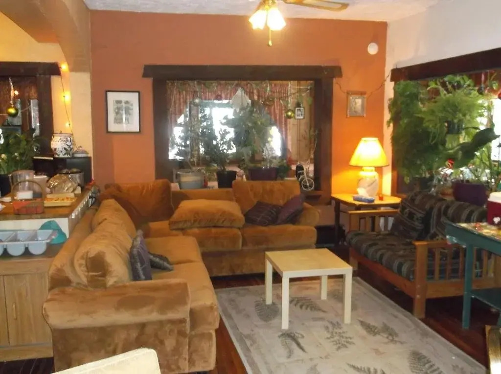 Gateway Lodge