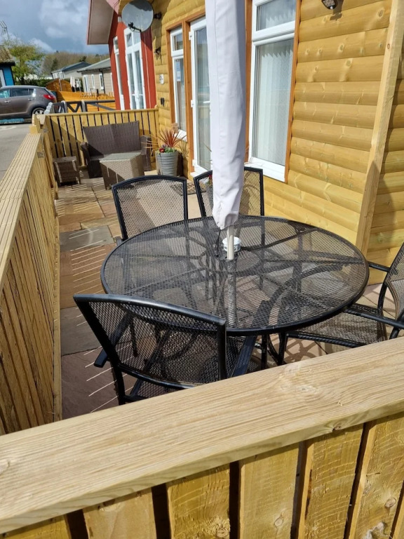 Pet friendly sleeps 6 Chalet Bridlington free elec