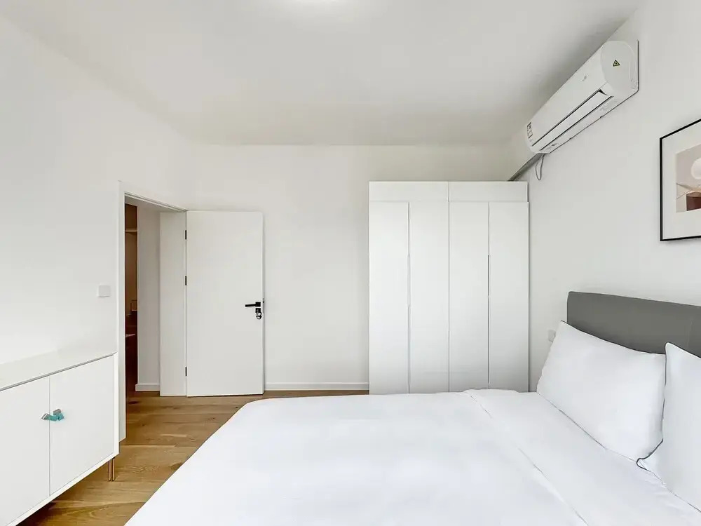 Tyms 2BR 2BA Apt Near MetroCity Line 1 9