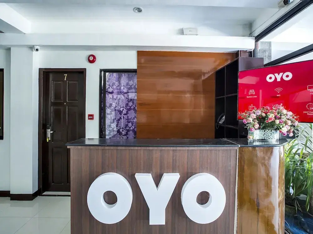 OYO 459 Offshore Hotel