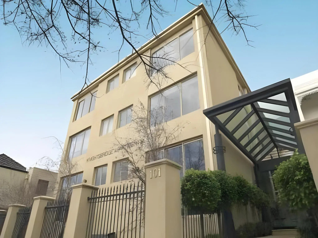 Knightsbridge Apartments