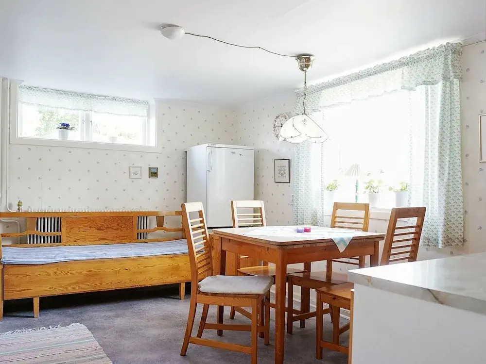 4 Person Holiday Home in Hamburgsund